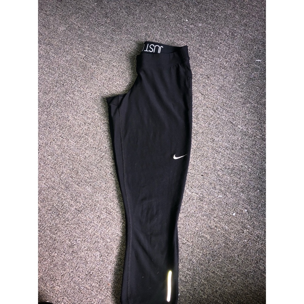 Nike dry fit cropped leggings
